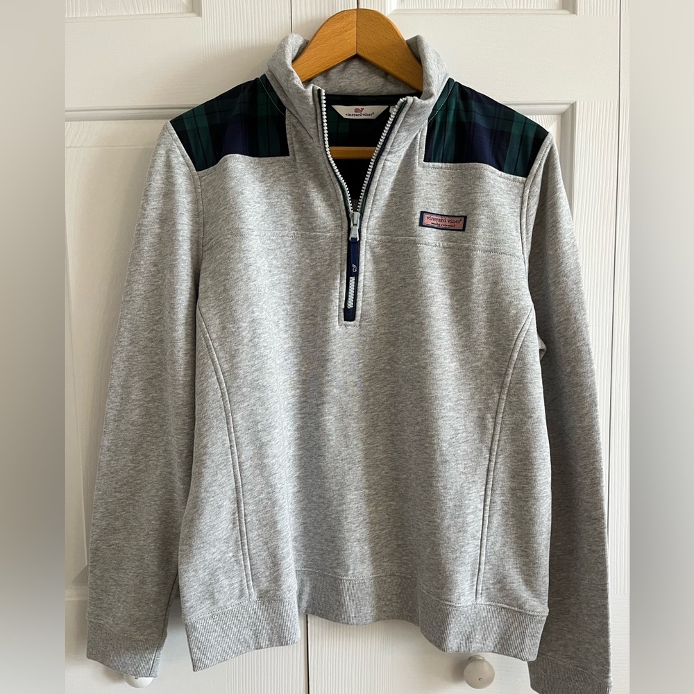 NWT - Women’s Vineyard Vines Plaid Shoulder Shep Shirt Sweatshirt (sz Large)